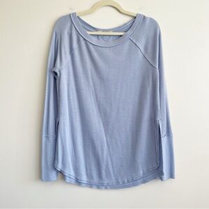 Free People Snowy Thermal Top winter holiday rain Blue thumb holes shirt slit s